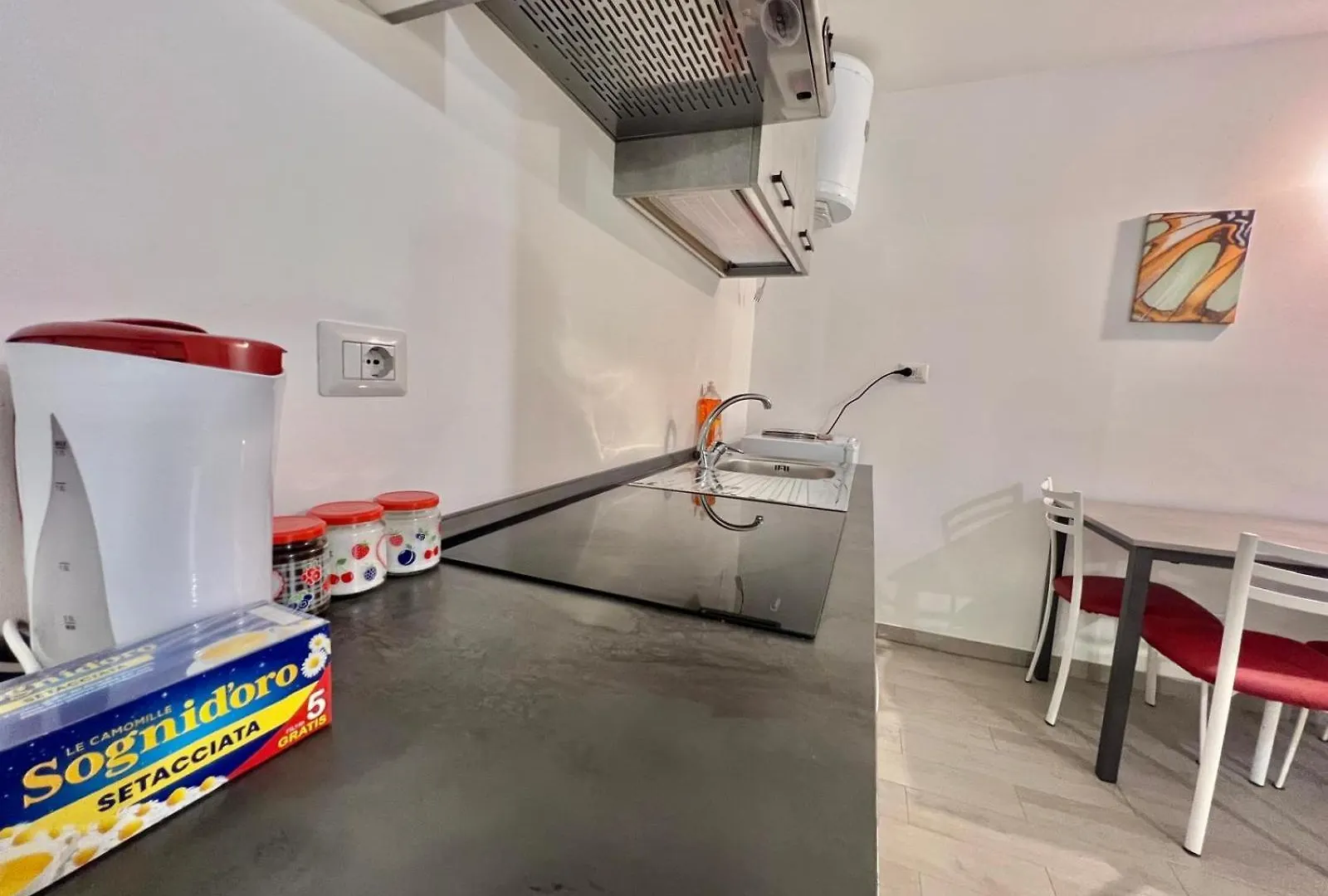 Abruzzi Home S&S, Graziosa, Accanto Metropolitana Verde Cologno Sud M2, Con Parcheggio Gratuito In Strada Cologno Monzese Italy