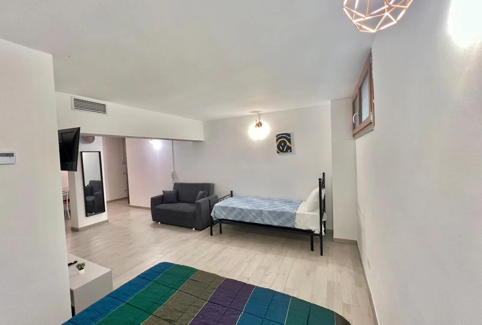 Abruzzi Home S&S, Graziosa, Accanto Metropolitana Verde Cologno Sud M2, Con Parcheggio Gratuito In Strada Cologno Monzese